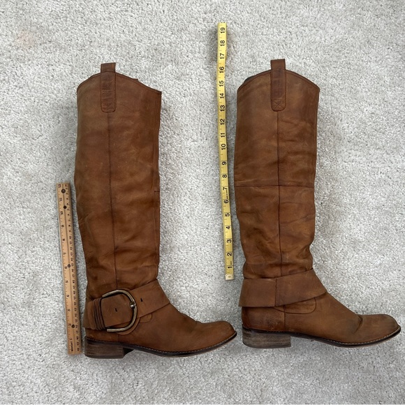 “Ruckuss” - Picture 8 of 15